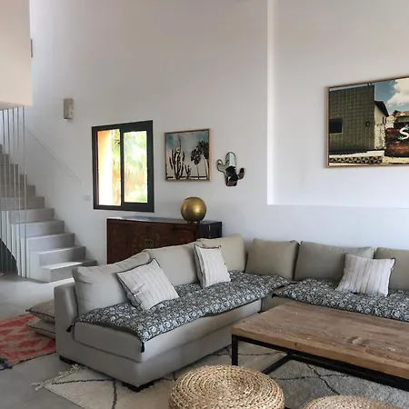 House * Tarifa